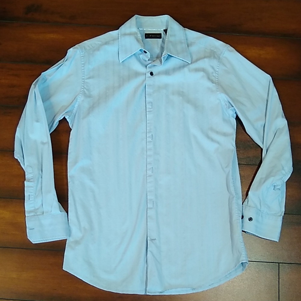 Light Blue Men's Button Up Shirt